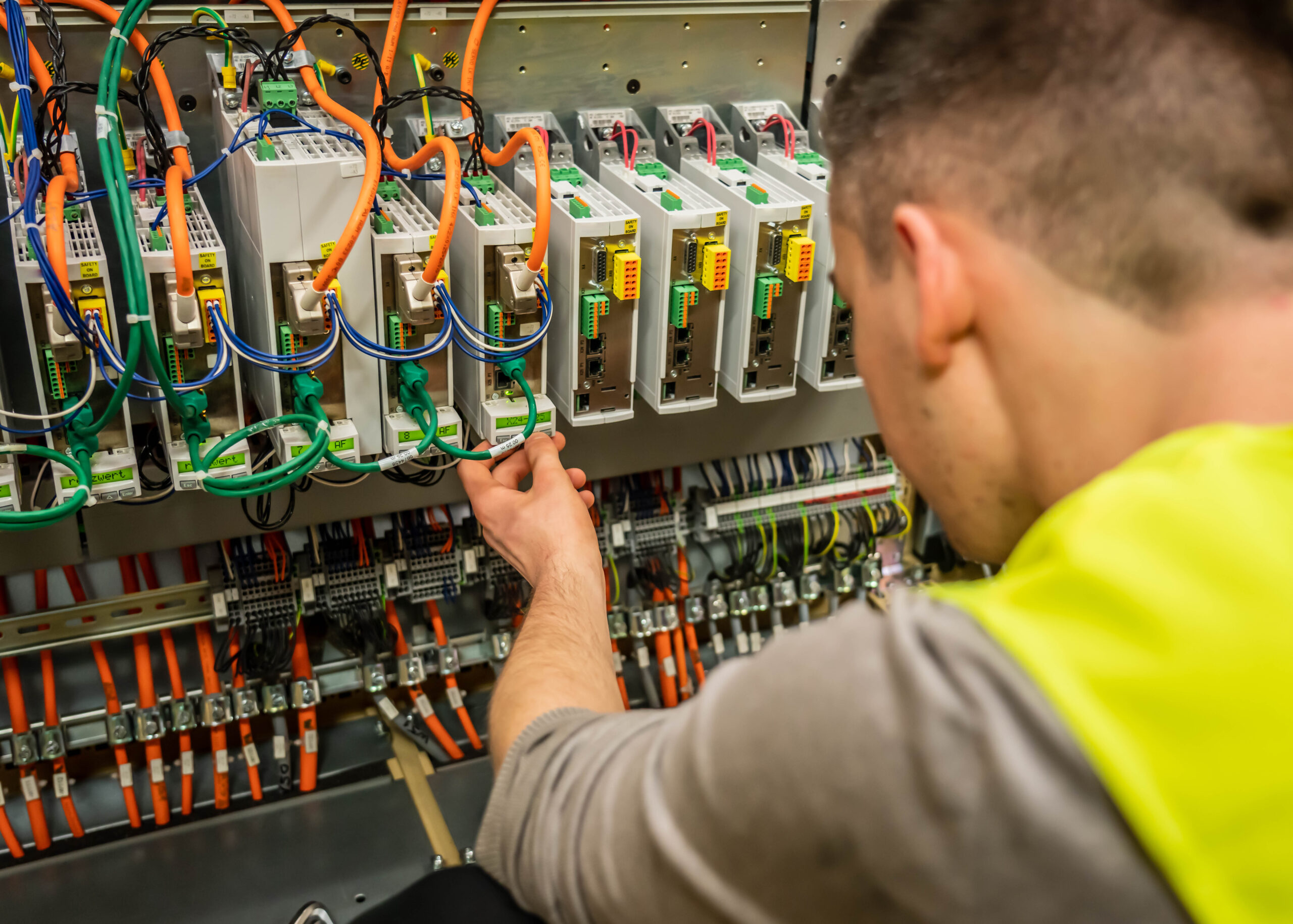 Zustandsanalysen durch Elektroplaner